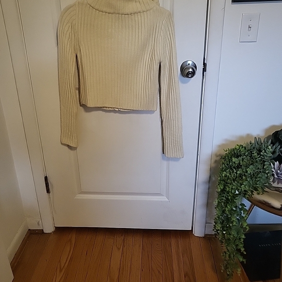 Cream Zip-Up Ribbed Sweater - Picture 3 of 3